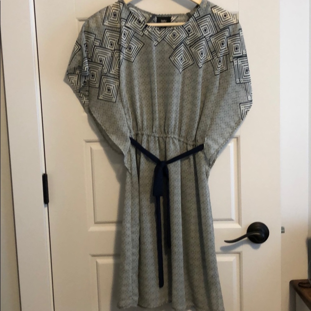 Mossimo chiffon dress. Navy and light gray/cream